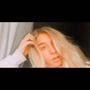 Meet your Posher, Isabella